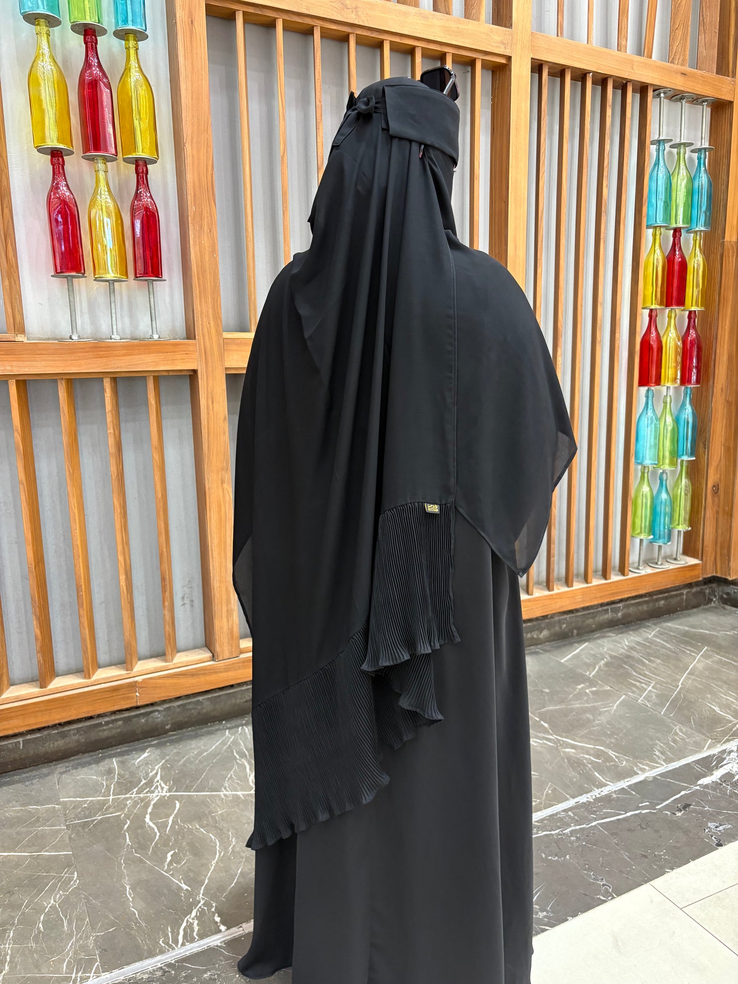 طقم كرانيش ( نقاب تندة مقوي + طرحة كرانيش )