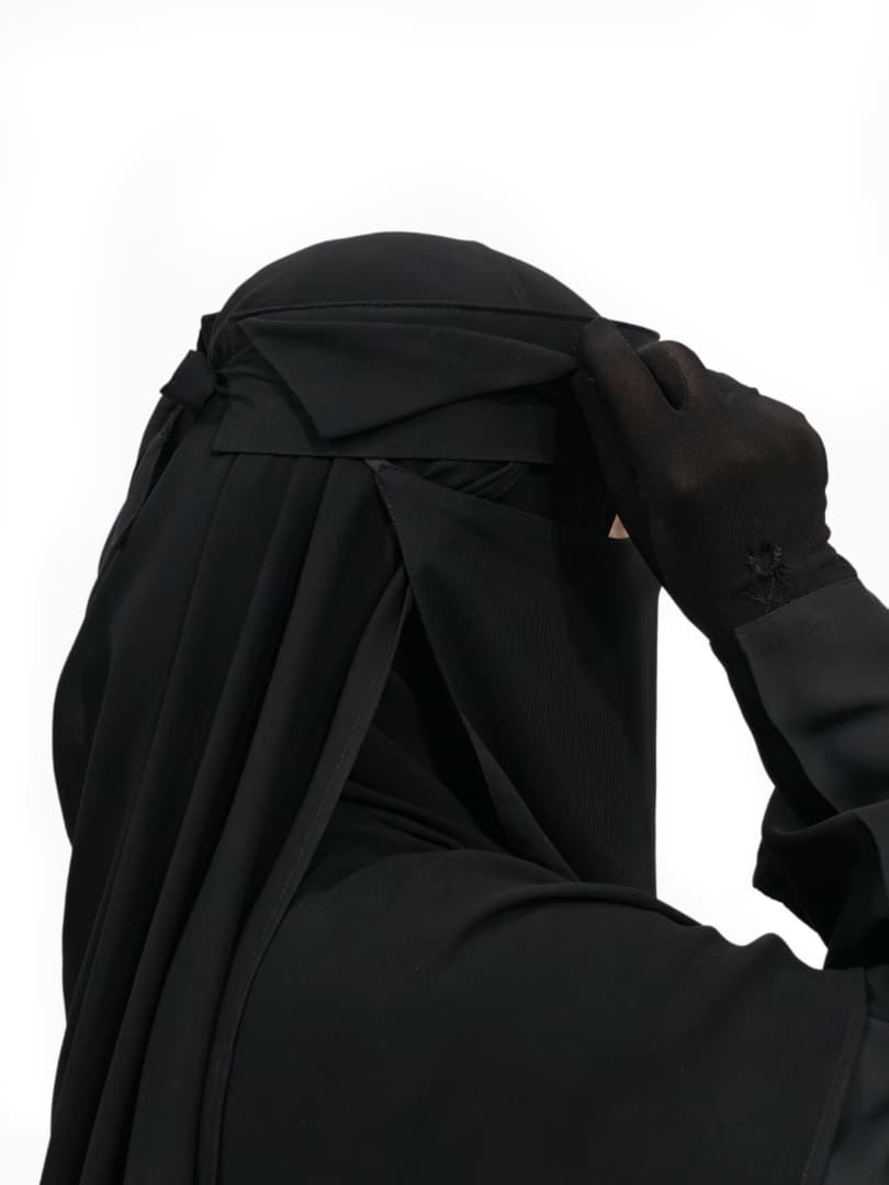 طقم كرانيش ( نقاب تندة مقوي + طرحة كرانيش )